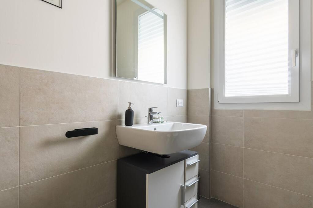 Kaizen House - Bilocale De Angeli Apartment มิลาน ภายนอก รูปภาพ